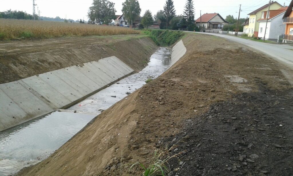 IMG-20151007-WA0000