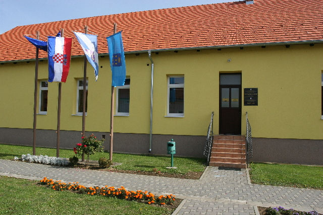 zgrada opcine resetari