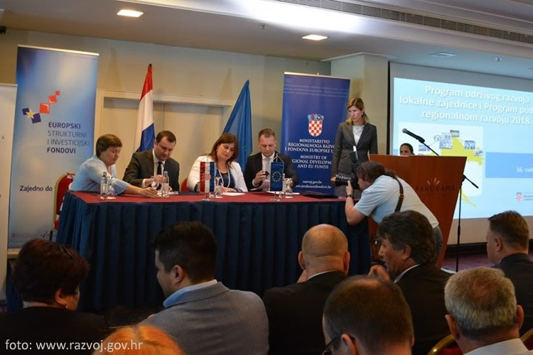 Potpisivanje ugovora za lokalni i reg razvoj 16 5 2018 2