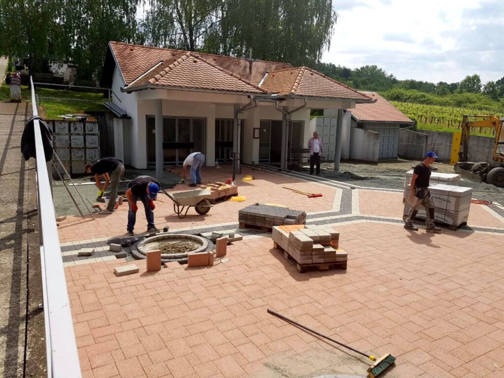 uredjenje-prilaza-mrtvacnici-resetari